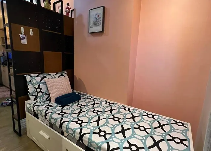 Korean Theme Near Up Town Mall Ateneo Lrt Katipunan Miriam College Netflix Prime Hbo Max Apartment Manila